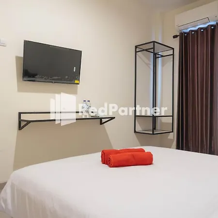 Reddoorz At Astana Malioboro-2